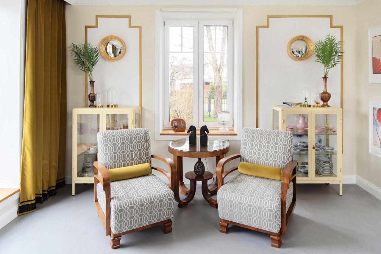 Suite With Private Bathroom At Three Bedroom Interwar Villa Grabyte With Daily Spaces To Share By Pine Forest On The Bank Of The River- 8Min By Car From Old Town Kaunas Kültér fotó