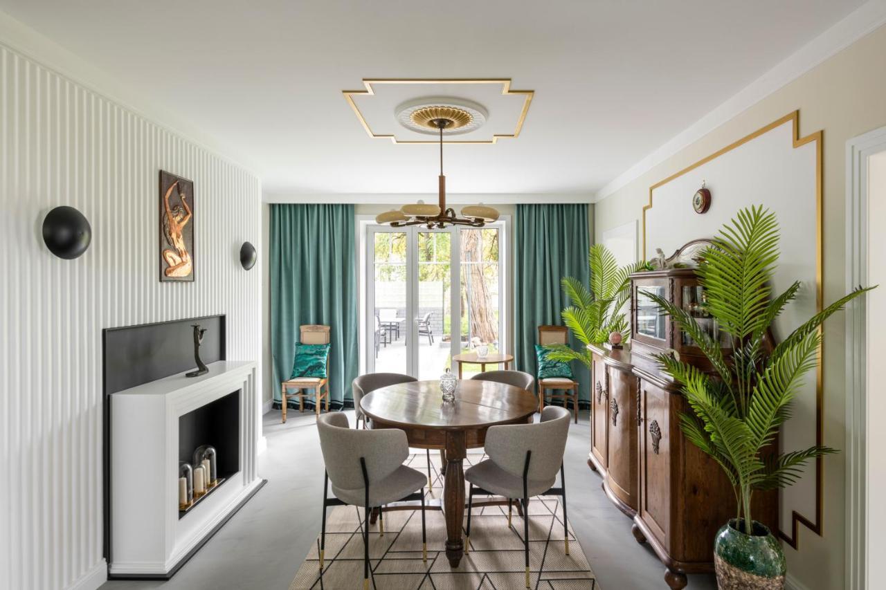 Suite With Private Bathroom At Three Bedroom Interwar Villa Grabyte With Daily Spaces To Share By Pine Forest On The Bank Of The River- 8Min By Car From Old Town Kaunas Kültér fotó